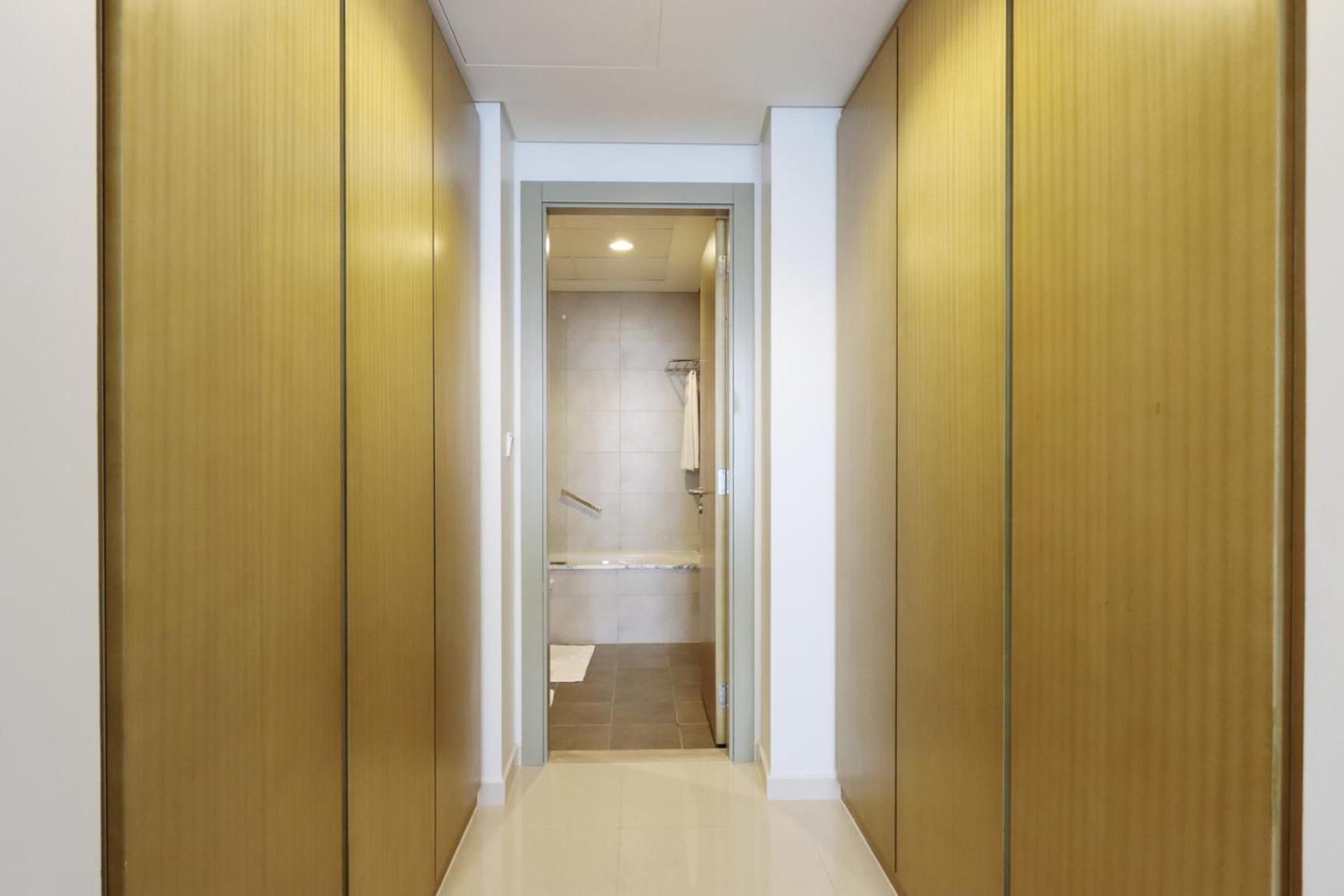Livbnb - 2b With Maid's Overlooking Sheikh Zayed Road Appartement *