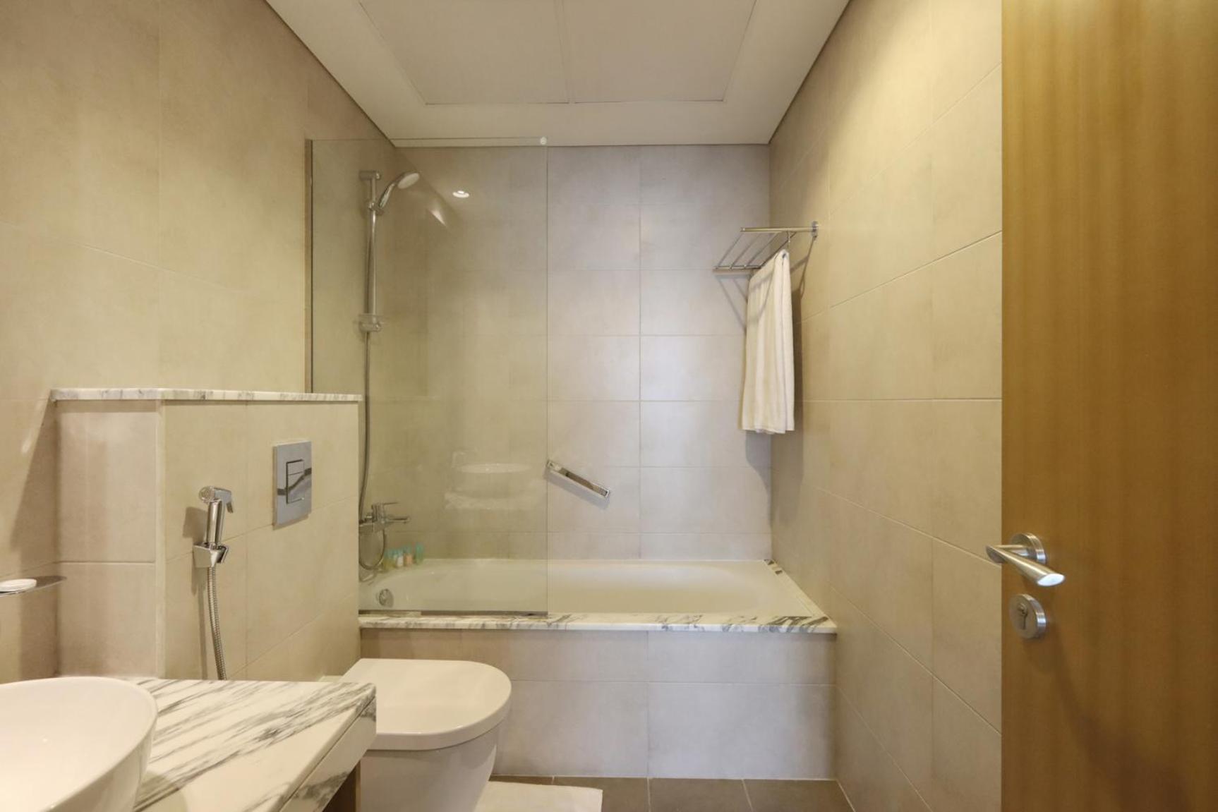Appartement Livbnb - 2b With Maid's Overlooking Sheikh Zayed Road Dubai